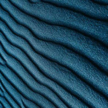 Challenges and opportunities in banks’ cloud migration